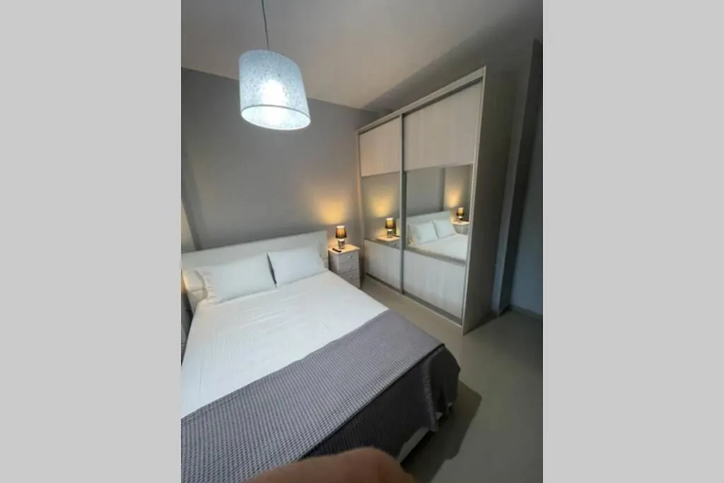 Maxim Deluxe Apartment Grecia