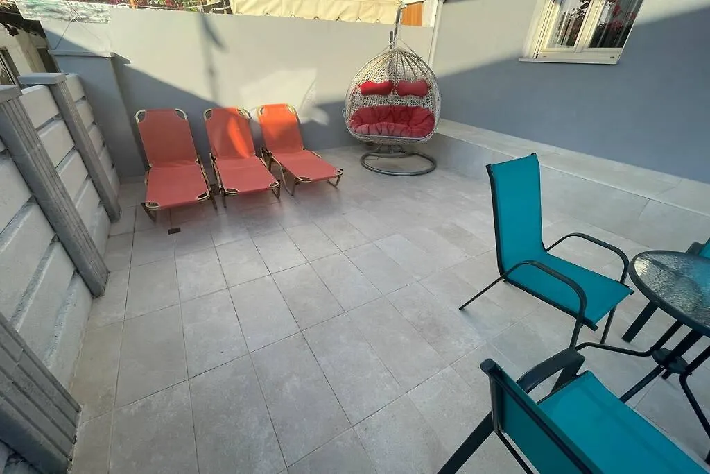 Maxim Deluxe Apartment Grecia