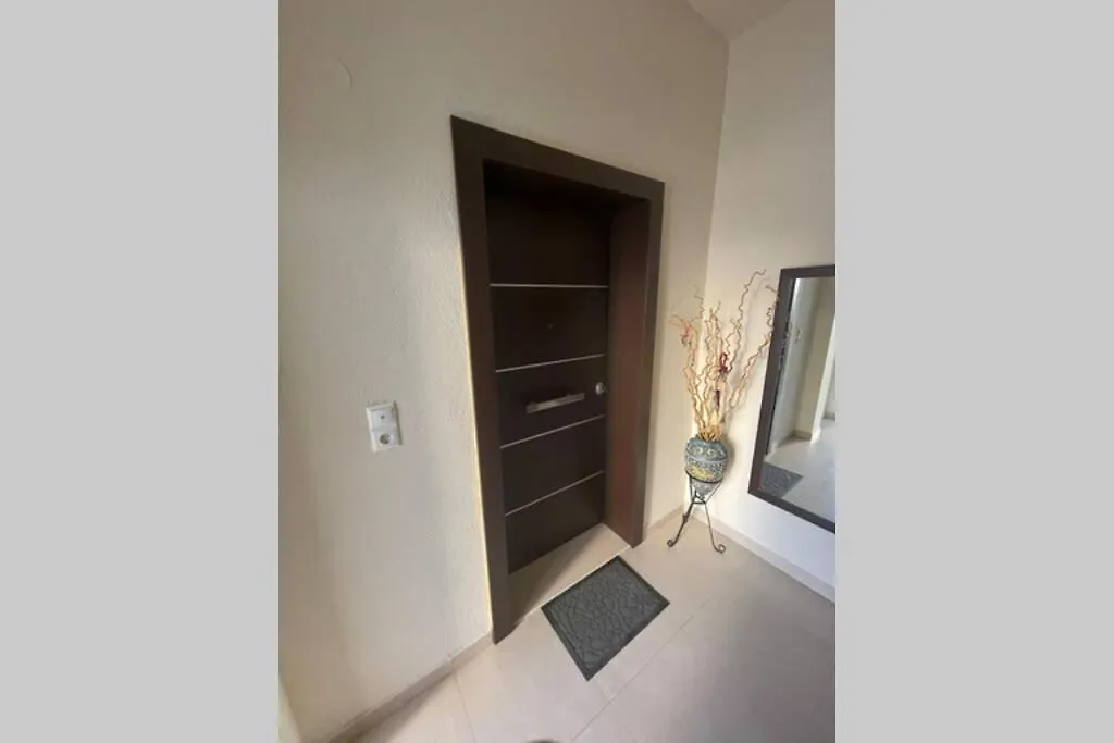 Maxim Deluxe Apartment