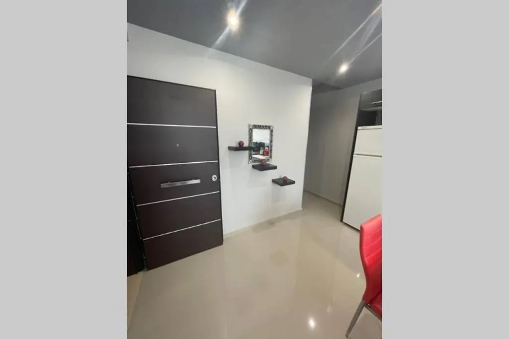 Maxim Deluxe Apartment